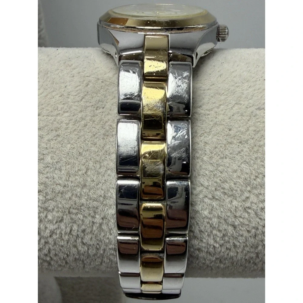 Guess Waterpro G66281L New Battery Ladies Watch 25MM 6.75